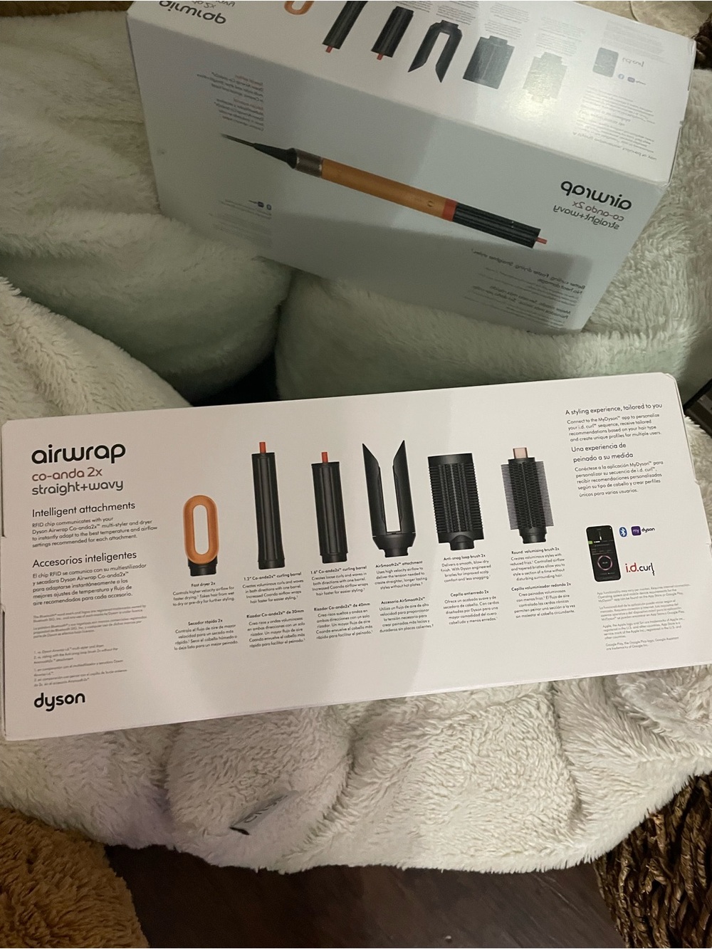Dyson Airwrap Co-anda2x™ multi-styler Straight+Wavy (Ceramic Apricot / Topaz) - Picture 5 of 5